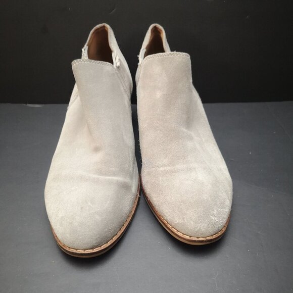 Coach Ladies Size 9 Grey Suede Slip On Brown Block Heel Carter Booties - Picture 5 of 12